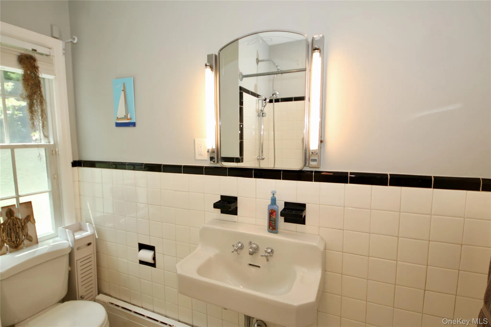 18 Cedar Drive, Huntington, NY, 2 Bedrooms Bedrooms, 4 Rooms Rooms,1 BathroomBathrooms,Residential,For Rent,Cedar,0,1006687 18 Cedar Drive, Huntington, NY, 2 Bedrooms Bedrooms, 4 Rooms Rooms,1 BathroomBathrooms,Residential,For Rent,Cedar,0,1006687