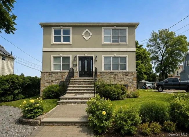 424 Bellevue Avenue, Yonkers, NY, 5 Bedrooms Bedrooms, 9 Rooms Rooms,3 BathroomsBathrooms,Residential,For Rent,Bellevue,0,1006690 424 Bellevue Avenue, Yonkers, NY, 5 Bedrooms Bedrooms, 9 Rooms Rooms,3 BathroomsBathrooms,Residential,For Rent,Bellevue,0,1006690