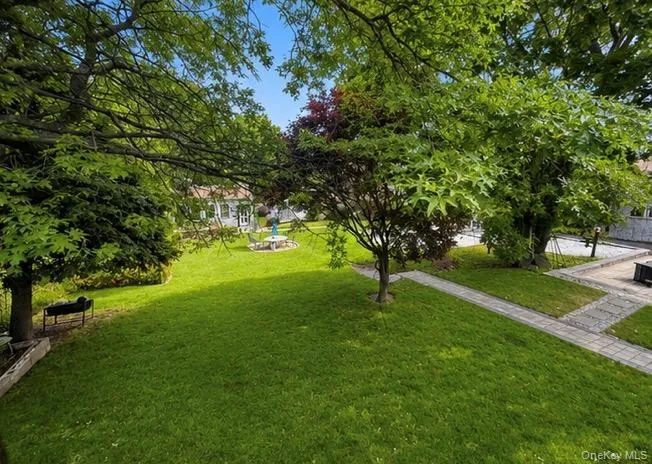 424 Bellevue Avenue, Yonkers, NY, 5 Bedrooms Bedrooms, 9 Rooms Rooms,3 BathroomsBathrooms,Residential,For Rent,Bellevue,0,1006690 424 Bellevue Avenue, Yonkers, NY, 5 Bedrooms Bedrooms, 9 Rooms Rooms,3 BathroomsBathrooms,Residential,For Rent,Bellevue,0,1006690