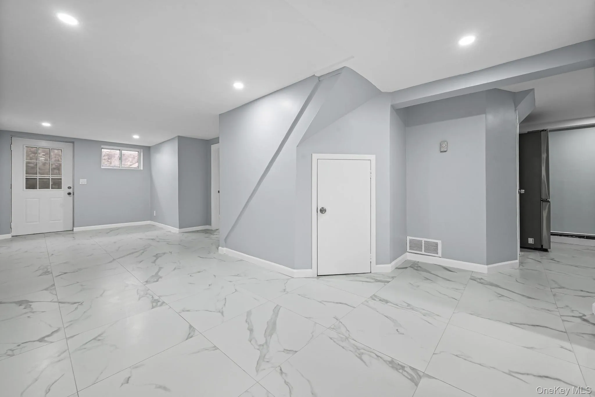 186 Westwood Drive, Islip, NY, 3 Bedrooms Bedrooms, 5 Rooms Rooms,2 BathroomsBathrooms,Residential,For Rent,Westwood,0,1006692 186 Westwood Drive, Islip, NY, 3 Bedrooms Bedrooms, 5 Rooms Rooms,2 BathroomsBathrooms,Residential,For Rent,Westwood,0,1006692
