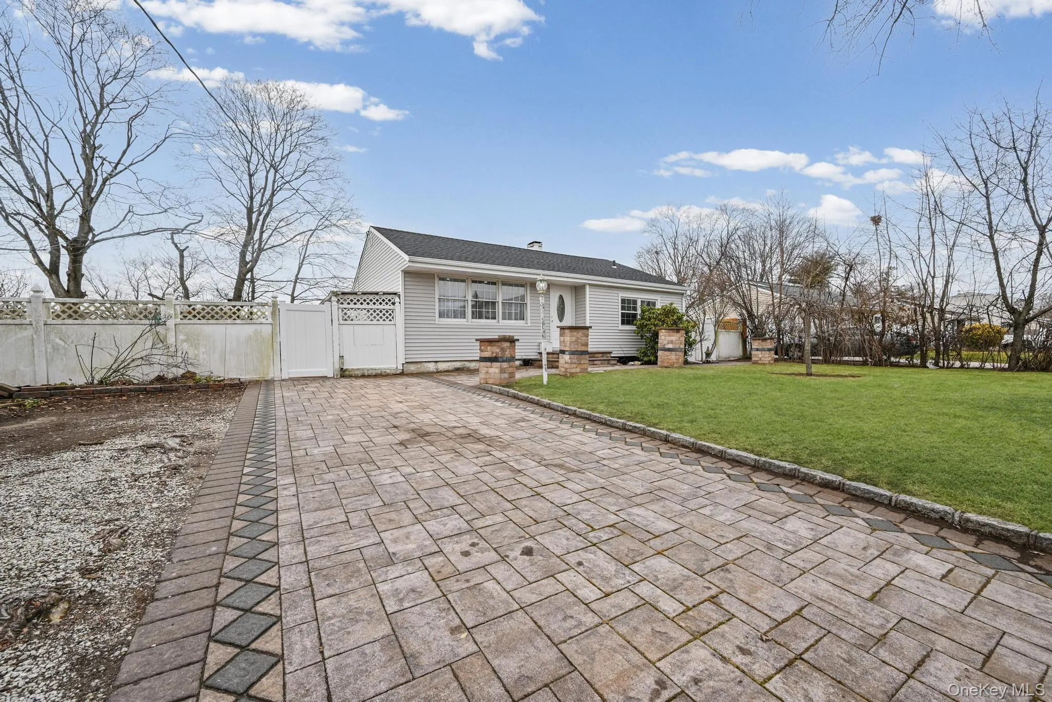 186 Westwood Drive, Islip, NY, 3 Bedrooms Bedrooms, 5 Rooms Rooms,2 BathroomsBathrooms,Residential,For Rent,Westwood,0,1006692 186 Westwood Drive, Islip, NY, 3 Bedrooms Bedrooms, 5 Rooms Rooms,2 BathroomsBathrooms,Residential,For Rent,Westwood,0,1006692