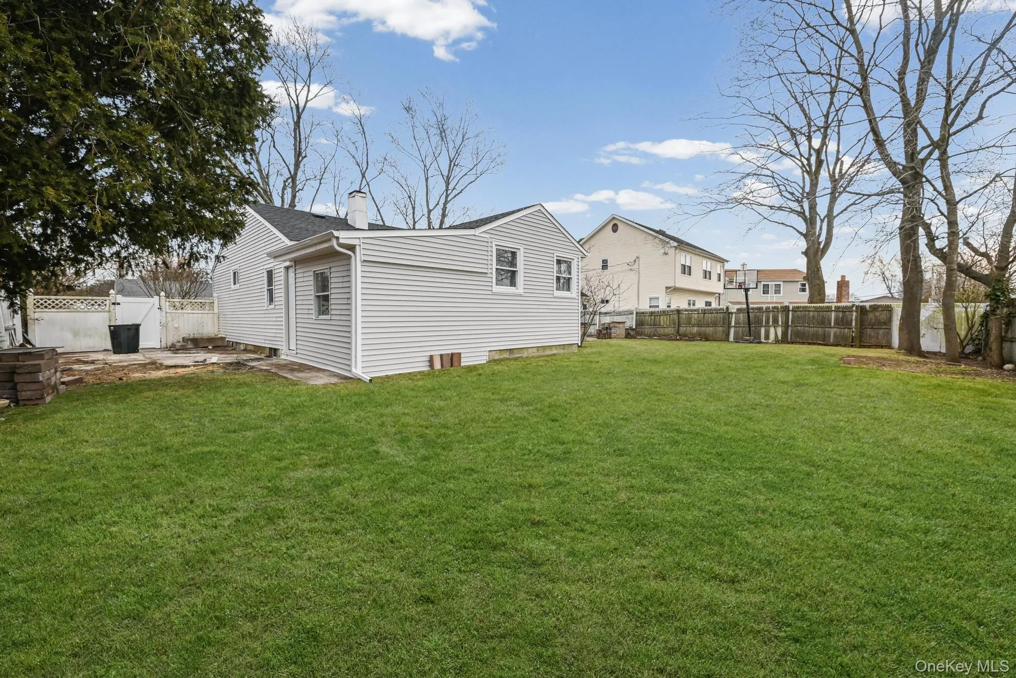 186 Westwood Drive, Islip, NY, 3 Bedrooms Bedrooms, 5 Rooms Rooms,2 BathroomsBathrooms,Residential,For Rent,Westwood,0,1006692 186 Westwood Drive, Islip, NY, 3 Bedrooms Bedrooms, 5 Rooms Rooms,2 BathroomsBathrooms,Residential,For Rent,Westwood,0,1006692