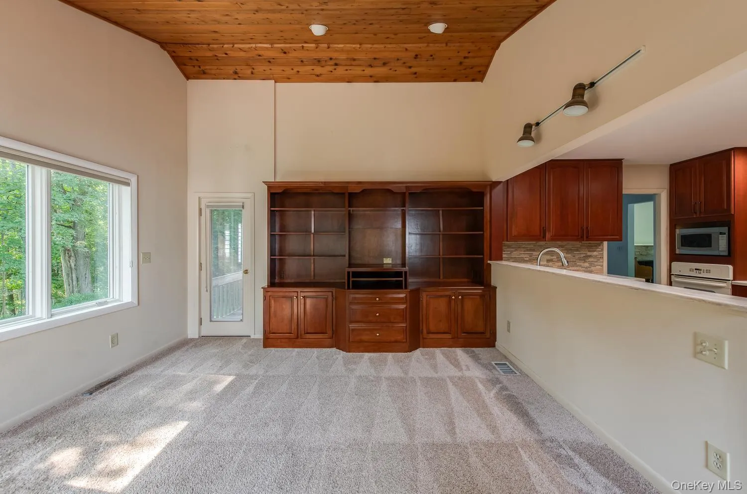 44 Homer Place, Poughkeepsie (town), NY, 3 Bedrooms Bedrooms, 9 Rooms Rooms,1 BathroomBathrooms,Residential,For Rent,Homer,0,1006696 44 Homer Place, Poughkeepsie (town), NY, 3 Bedrooms Bedrooms, 9 Rooms Rooms,1 BathroomBathrooms,Residential,For Rent,Homer,0,1006696