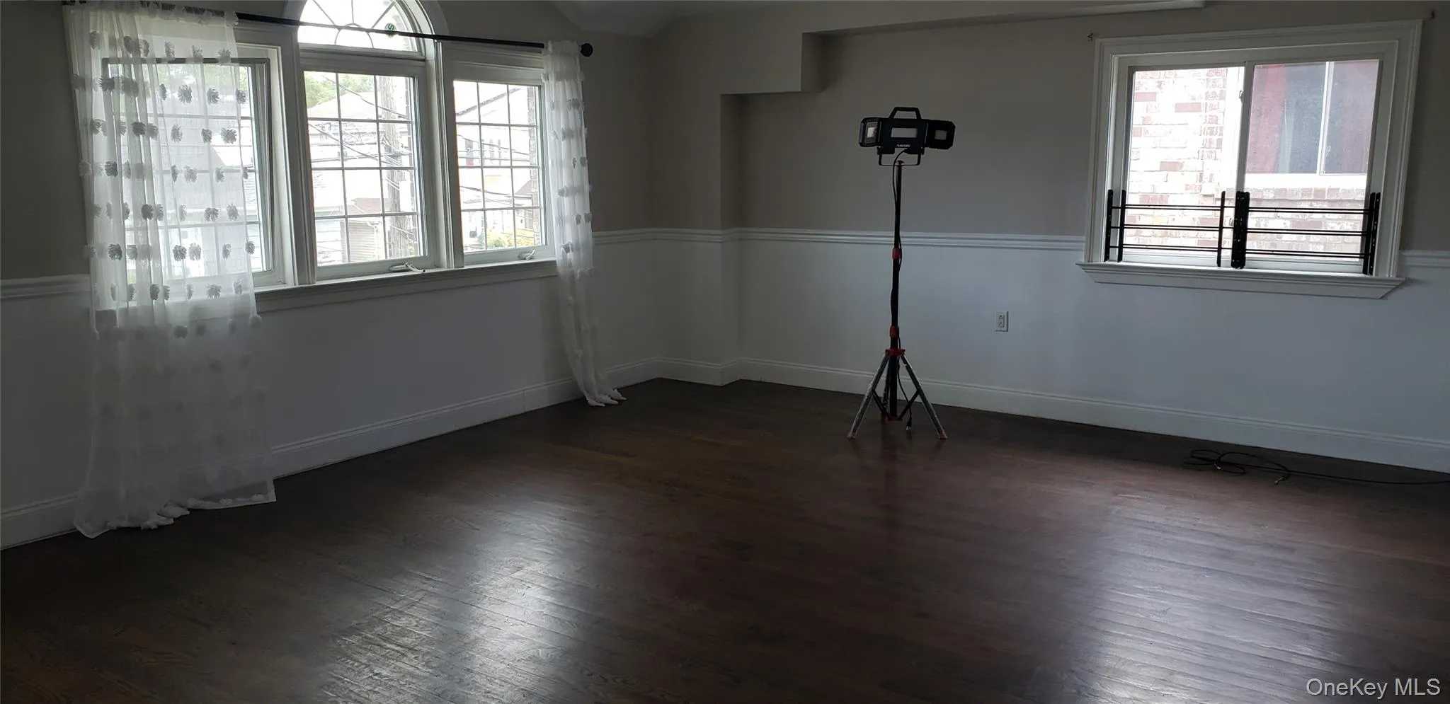 13916 Caney Lane, New York, NY, 4 Bedrooms Bedrooms, 7 Rooms Rooms,2 BathroomsBathrooms,Residential Lease,For Rent,Caney,0,1006700 13916 Caney Lane, New York, NY, 4 Bedrooms Bedrooms, 7 Rooms Rooms,2 BathroomsBathrooms,Residential Lease,For Rent,Caney,0,1006700