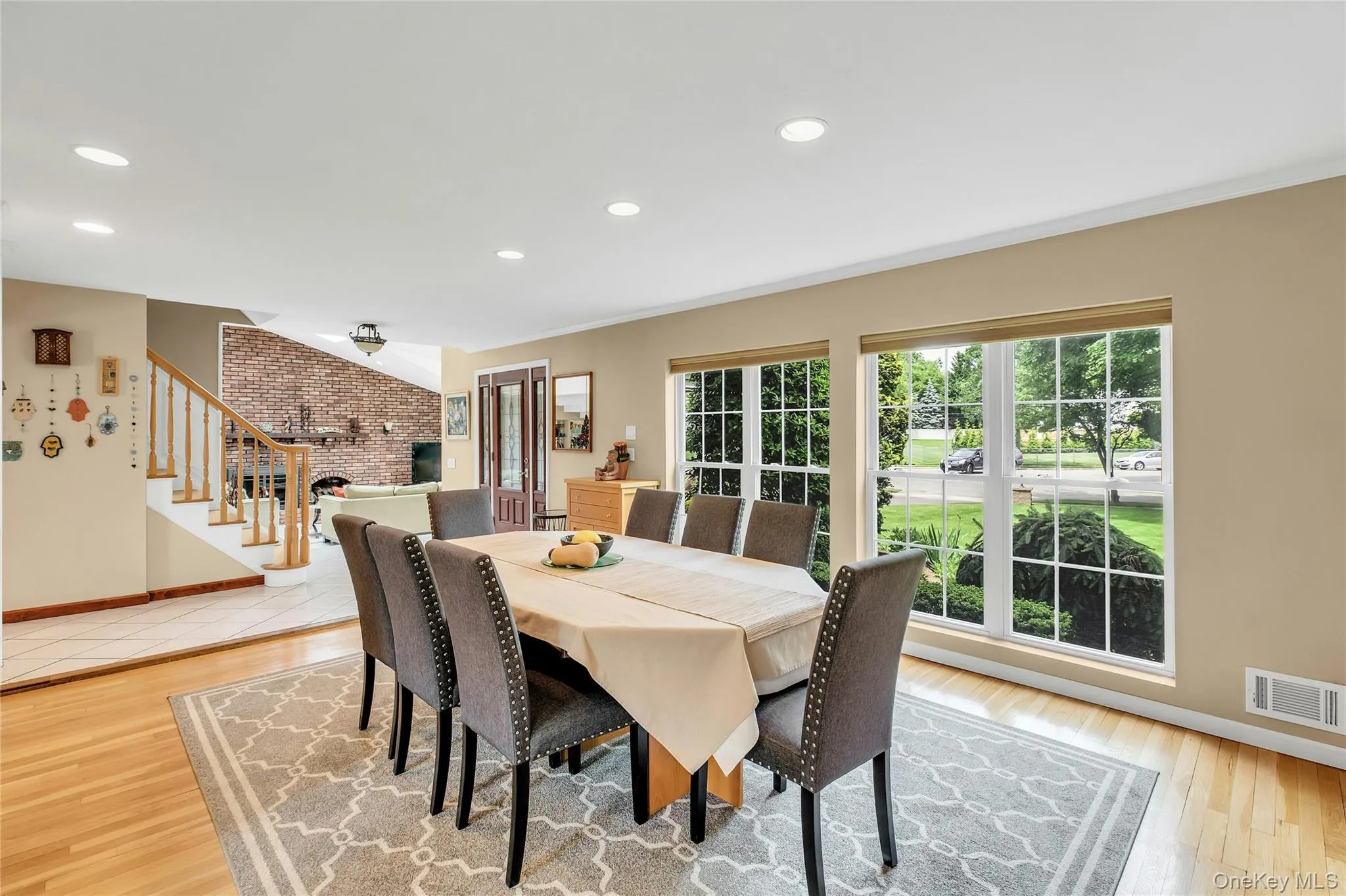 2 Eton Court, Oyster Bay, NY, 5 Bedrooms Bedrooms, 4 Rooms Rooms,3 BathroomsBathrooms,Residential,For Rent,Eton,0,1006704 2 Eton Court, Oyster Bay, NY, 5 Bedrooms Bedrooms, 4 Rooms Rooms,3 BathroomsBathrooms,Residential,For Rent,Eton,0,1006704