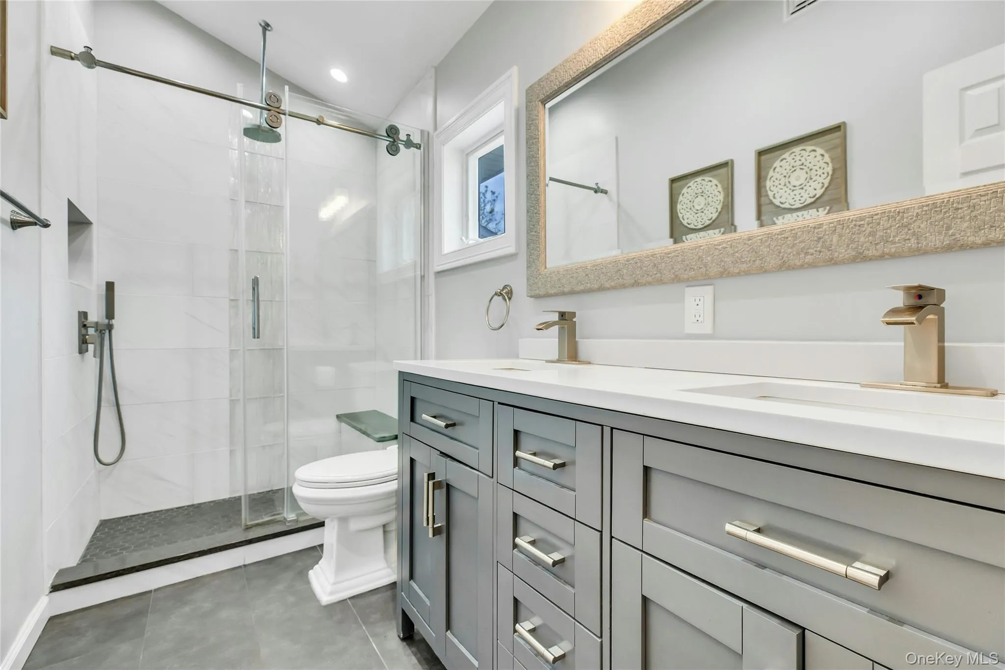 2 Eton Court, Oyster Bay, NY, 5 Bedrooms Bedrooms, 4 Rooms Rooms,3 BathroomsBathrooms,Residential,For Rent,Eton,0,1006704 2 Eton Court, Oyster Bay, NY, 5 Bedrooms Bedrooms, 4 Rooms Rooms,3 BathroomsBathrooms,Residential,For Rent,Eton,0,1006704