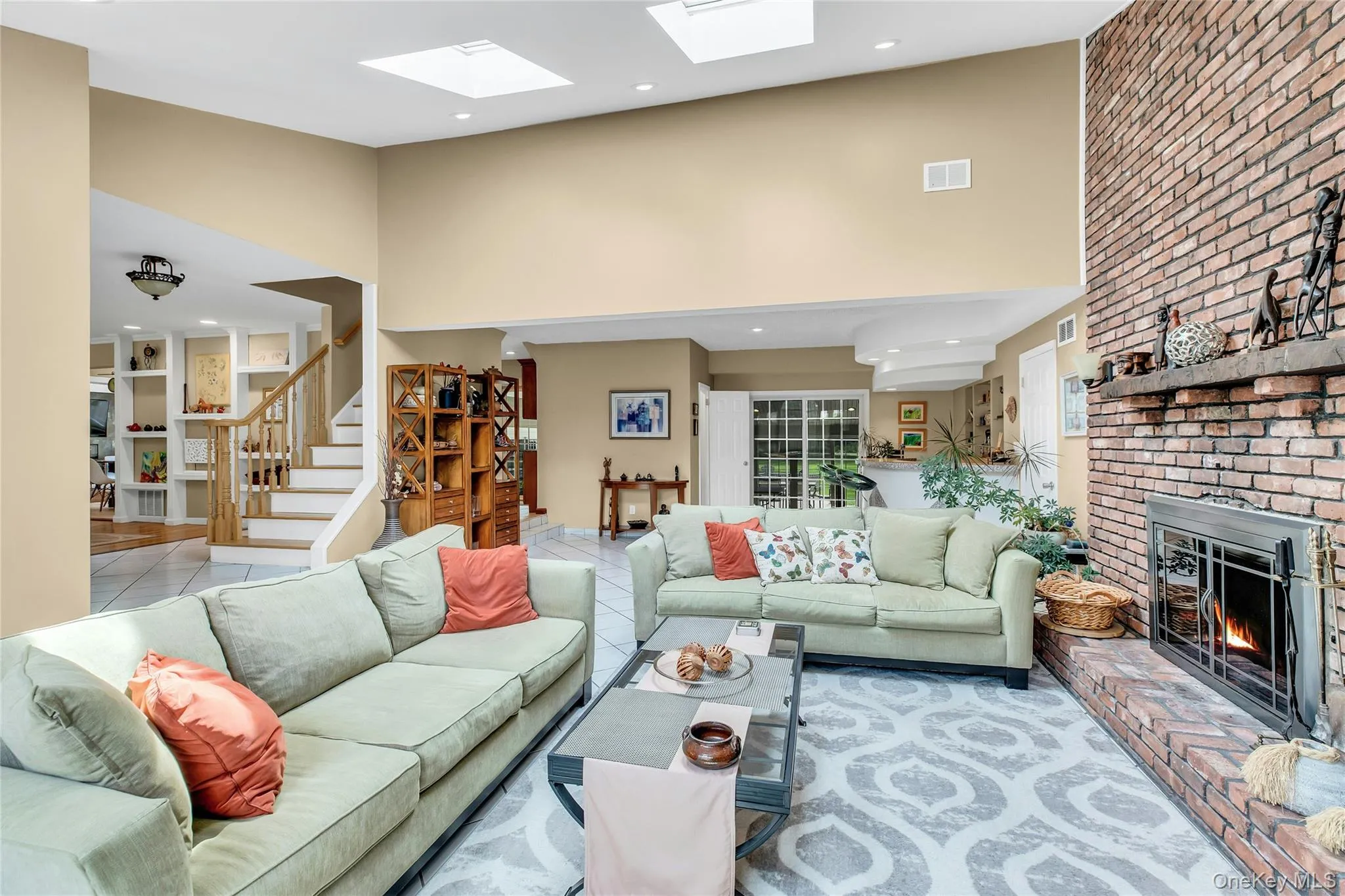 2 Eton Court, Oyster Bay, NY, 5 Bedrooms Bedrooms, 4 Rooms Rooms,3 BathroomsBathrooms,Residential,For Rent,Eton,0,1006704 2 Eton Court, Oyster Bay, NY, 5 Bedrooms Bedrooms, 4 Rooms Rooms,3 BathroomsBathrooms,Residential,For Rent,Eton,0,1006704