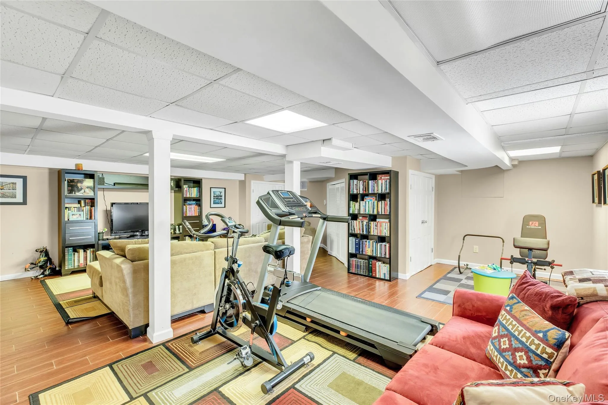 2 Eton Court, Oyster Bay, NY, 5 Bedrooms Bedrooms, 4 Rooms Rooms,3 BathroomsBathrooms,Residential,For Rent,Eton,0,1006704 2 Eton Court, Oyster Bay, NY, 5 Bedrooms Bedrooms, 4 Rooms Rooms,3 BathroomsBathrooms,Residential,For Rent,Eton,0,1006704