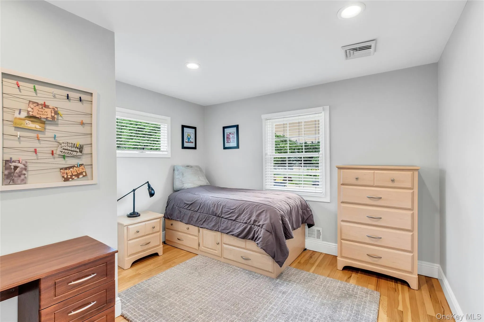 2 Eton Court, Oyster Bay, NY, 5 Bedrooms Bedrooms, 4 Rooms Rooms,3 BathroomsBathrooms,Residential,For Rent,Eton,0,1006704 2 Eton Court, Oyster Bay, NY, 5 Bedrooms Bedrooms, 4 Rooms Rooms,3 BathroomsBathrooms,Residential,For Rent,Eton,0,1006704