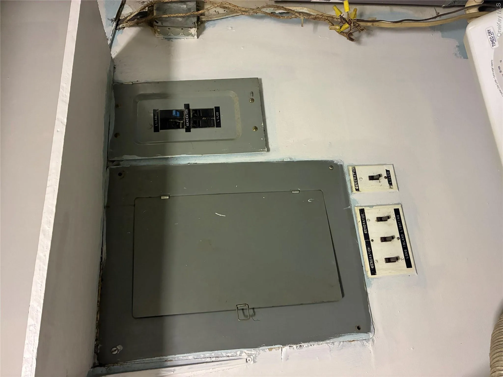 Never worry about no powerBack up generator feed installed Never worry about no powerBack up generator feed installed