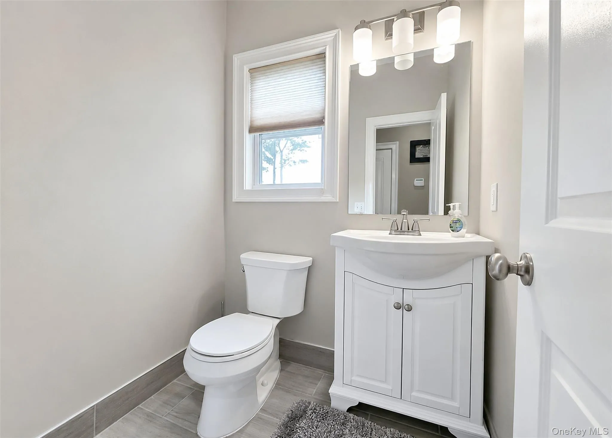 4 Adams Street, Brookhaven, NY, 4 Bedrooms Bedrooms, 8 Rooms Rooms,2 BathroomsBathrooms,Residential,For Rent,Adams,0,1006712 4 Adams Street, Brookhaven, NY, 4 Bedrooms Bedrooms, 8 Rooms Rooms,2 BathroomsBathrooms,Residential,For Rent,Adams,0,1006712
