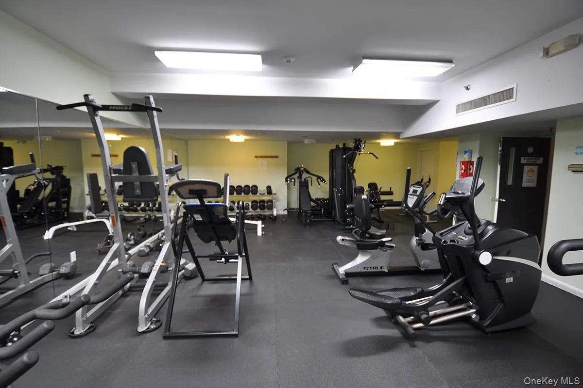 55 Mc Kinley, White Plains, NY, 1 Bedroom Bedrooms, 3 Rooms Rooms,1 BathroomBathrooms,Residential,For Rent,Mc Kinley,0,1006714 55 Mc Kinley, White Plains, NY, 1 Bedroom Bedrooms, 3 Rooms Rooms,1 BathroomBathrooms,Residential,For Rent,Mc Kinley,0,1006714
