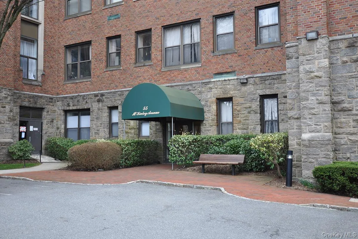 55 Mc Kinley, White Plains, NY, 1 Bedroom Bedrooms, 3 Rooms Rooms,1 BathroomBathrooms,Residential,For Rent,Mc Kinley,0,1006714 55 Mc Kinley, White Plains, NY, 1 Bedroom Bedrooms, 3 Rooms Rooms,1 BathroomBathrooms,Residential,For Rent,Mc Kinley,0,1006714