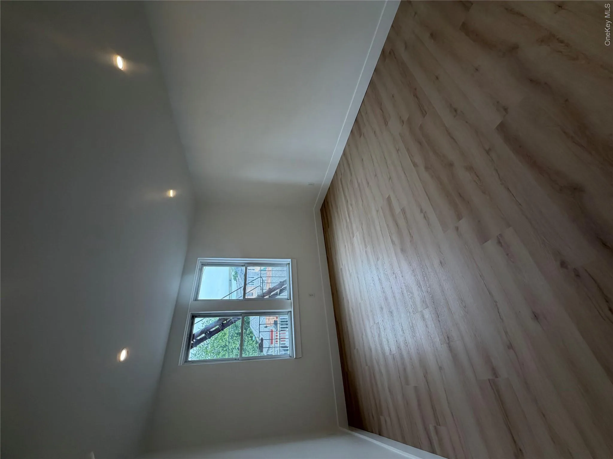 3105 Roberts Avenue, New York, NY, 3 Bedrooms Bedrooms, 7 Rooms Rooms,2 BathroomsBathrooms,Residential Lease,For Rent,Roberts,0,1006717 3105 Roberts Avenue, New York, NY, 3 Bedrooms Bedrooms, 7 Rooms Rooms,2 BathroomsBathrooms,Residential Lease,For Rent,Roberts,0,1006717