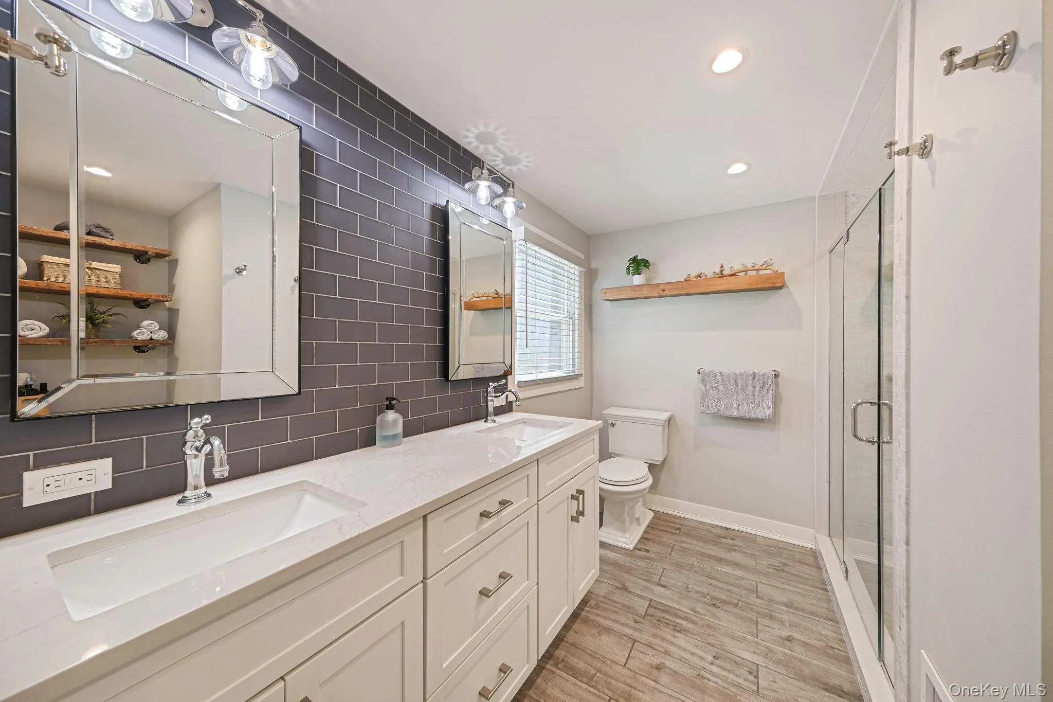30 Landing Meadow Road, Smithtown, NY, 3 Bedrooms Bedrooms, 9 Rooms Rooms,3 BathroomsBathrooms,Residential,For Rent,Landing Meadow,0,1006718 30 Landing Meadow Road, Smithtown, NY, 3 Bedrooms Bedrooms, 9 Rooms Rooms,3 BathroomsBathrooms,Residential,For Rent,Landing Meadow,0,1006718