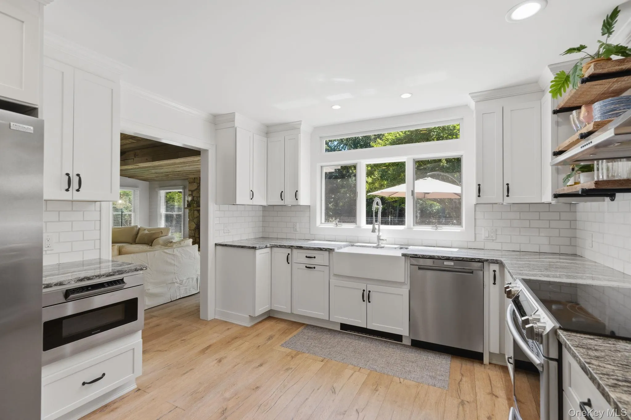 30 Landing Meadow Road, Smithtown, NY, 3 Bedrooms Bedrooms, 9 Rooms Rooms,3 BathroomsBathrooms,Residential,For Rent,Landing Meadow,0,1006718 30 Landing Meadow Road, Smithtown, NY, 3 Bedrooms Bedrooms, 9 Rooms Rooms,3 BathroomsBathrooms,Residential,For Rent,Landing Meadow,0,1006718