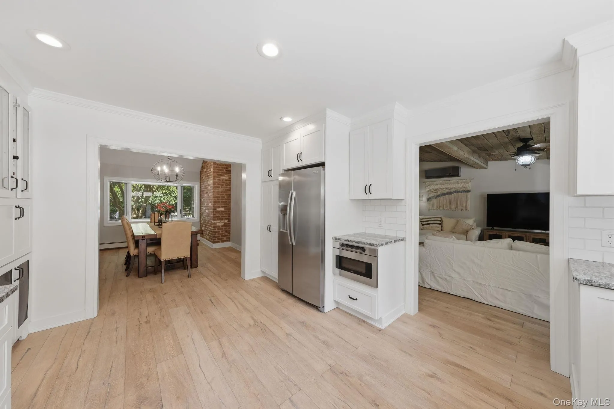 30 Landing Meadow Road, Smithtown, NY, 3 Bedrooms Bedrooms, 9 Rooms Rooms,3 BathroomsBathrooms,Residential,For Rent,Landing Meadow,0,1006718 30 Landing Meadow Road, Smithtown, NY, 3 Bedrooms Bedrooms, 9 Rooms Rooms,3 BathroomsBathrooms,Residential,For Rent,Landing Meadow,0,1006718