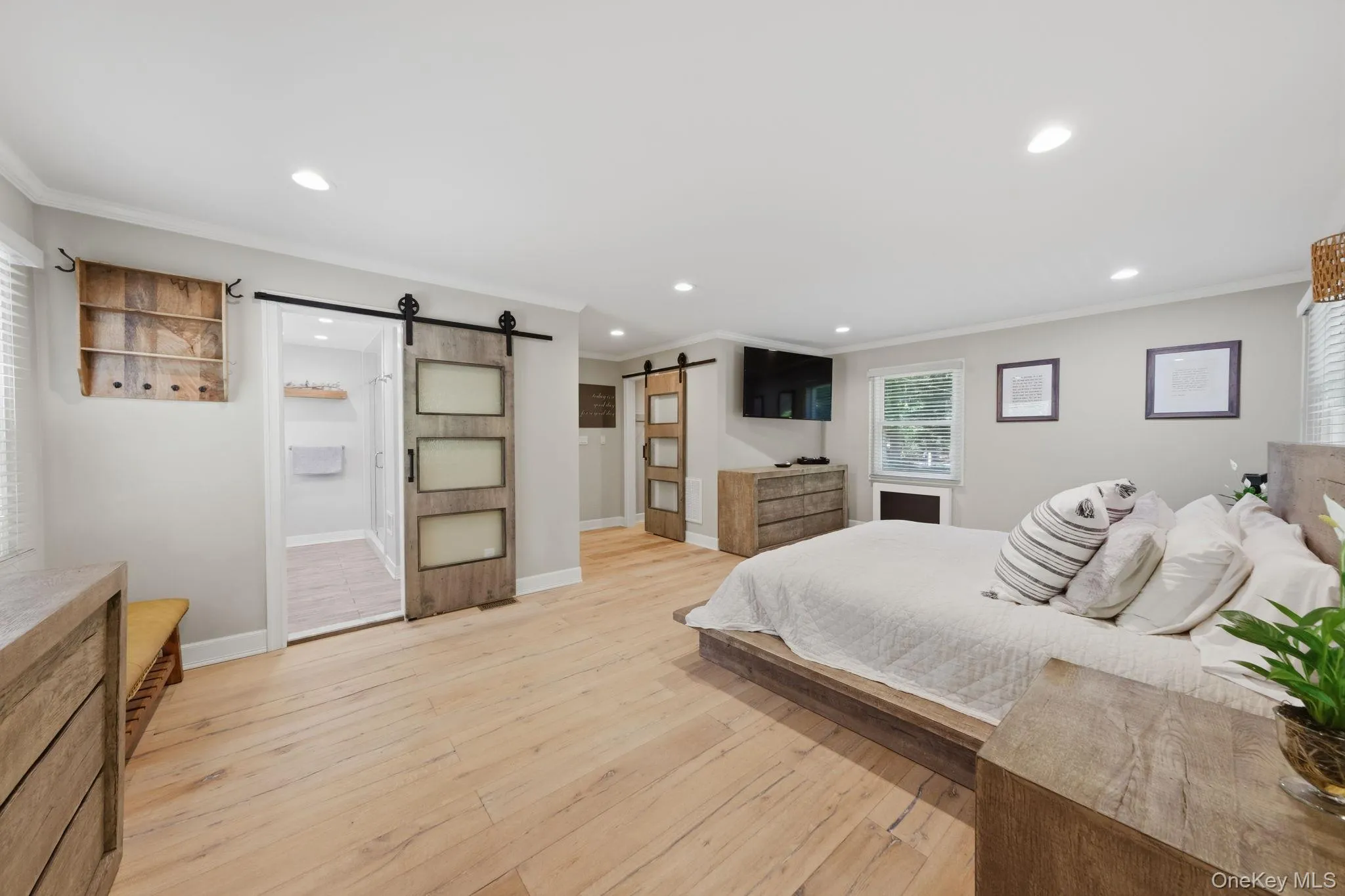 30 Landing Meadow Road, Smithtown, NY, 3 Bedrooms Bedrooms, 9 Rooms Rooms,3 BathroomsBathrooms,Residential,For Rent,Landing Meadow,0,1006718 30 Landing Meadow Road, Smithtown, NY, 3 Bedrooms Bedrooms, 9 Rooms Rooms,3 BathroomsBathrooms,Residential,For Rent,Landing Meadow,0,1006718