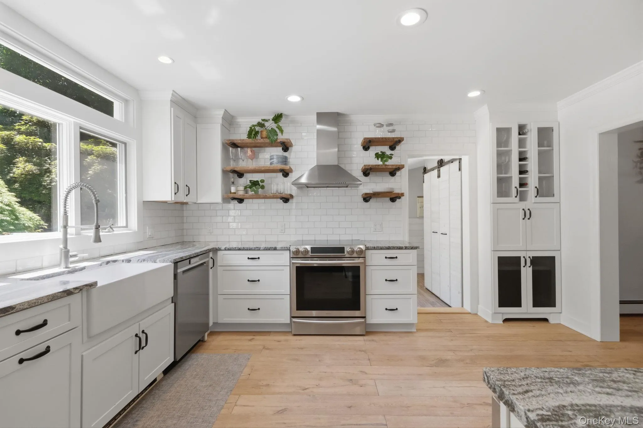 30 Landing Meadow Road, Smithtown, NY, 3 Bedrooms Bedrooms, 9 Rooms Rooms,3 BathroomsBathrooms,Residential,For Rent,Landing Meadow,0,1006718 30 Landing Meadow Road, Smithtown, NY, 3 Bedrooms Bedrooms, 9 Rooms Rooms,3 BathroomsBathrooms,Residential,For Rent,Landing Meadow,0,1006718