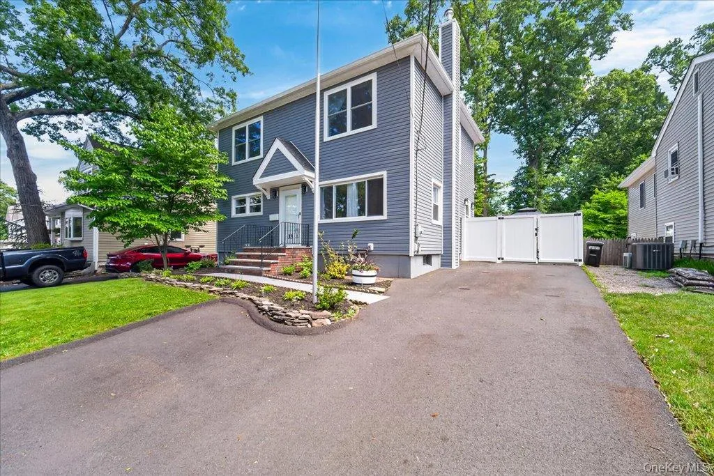 33 Terrace Avenue, Ramapo, NY, 3 Bedrooms Bedrooms, 5 Rooms Rooms,2 BathroomsBathrooms,Residential,For Rent,Terrace,0,1006722 33 Terrace Avenue, Ramapo, NY, 3 Bedrooms Bedrooms, 5 Rooms Rooms,2 BathroomsBathrooms,Residential,For Rent,Terrace,0,1006722