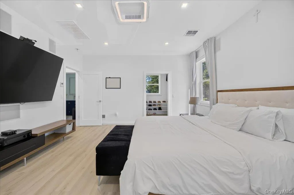 33 Terrace Avenue, Ramapo, NY, 3 Bedrooms Bedrooms, 5 Rooms Rooms,2 BathroomsBathrooms,Residential,For Rent,Terrace,0,1006722 33 Terrace Avenue, Ramapo, NY, 3 Bedrooms Bedrooms, 5 Rooms Rooms,2 BathroomsBathrooms,Residential,For Rent,Terrace,0,1006722