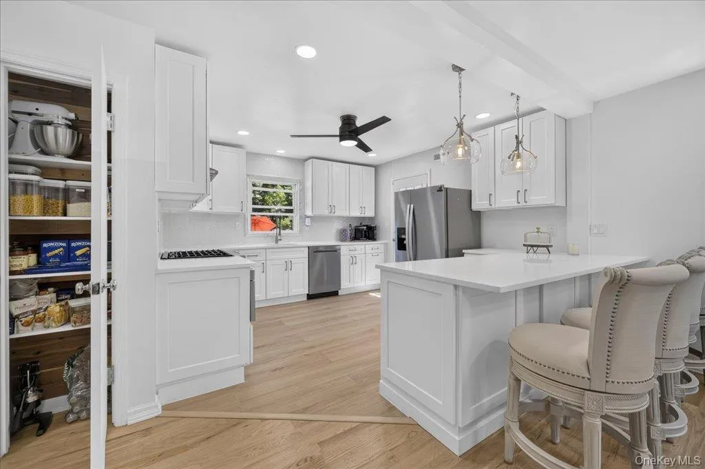 33 Terrace Avenue, Ramapo, NY, 3 Bedrooms Bedrooms, 5 Rooms Rooms,2 BathroomsBathrooms,Residential,For Rent,Terrace,0,1006722 33 Terrace Avenue, Ramapo, NY, 3 Bedrooms Bedrooms, 5 Rooms Rooms,2 BathroomsBathrooms,Residential,For Rent,Terrace,0,1006722
