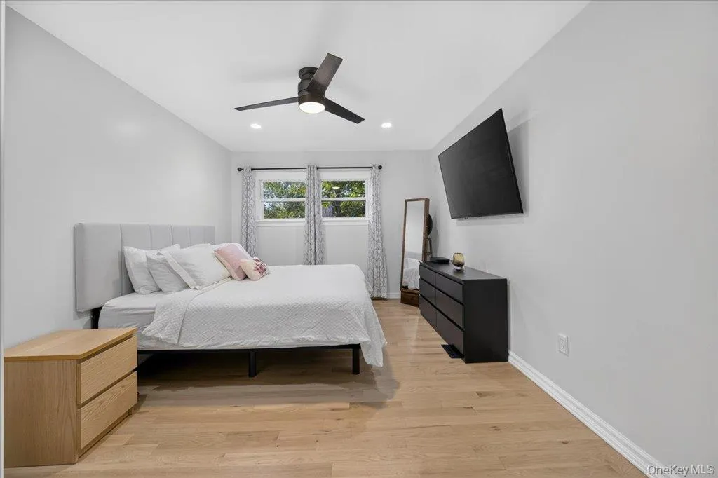 33 Terrace Avenue, Ramapo, NY, 3 Bedrooms Bedrooms, 5 Rooms Rooms,2 BathroomsBathrooms,Residential,For Rent,Terrace,0,1006722 33 Terrace Avenue, Ramapo, NY, 3 Bedrooms Bedrooms, 5 Rooms Rooms,2 BathroomsBathrooms,Residential,For Rent,Terrace,0,1006722