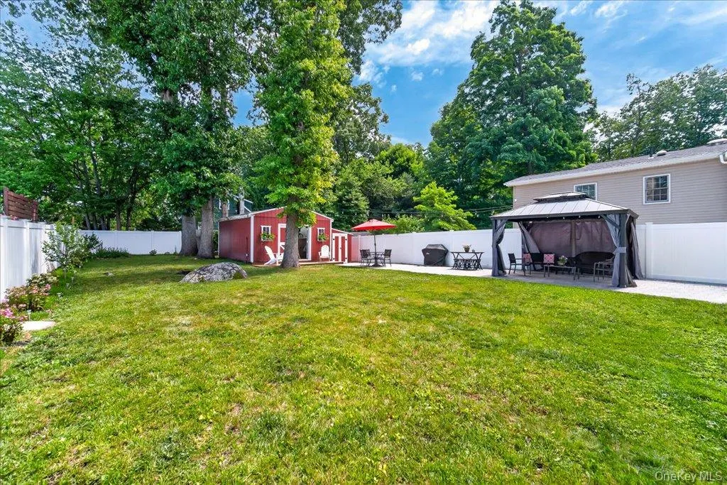 33 Terrace Avenue, Ramapo, NY, 3 Bedrooms Bedrooms, 5 Rooms Rooms,2 BathroomsBathrooms,Residential,For Rent,Terrace,0,1006722 33 Terrace Avenue, Ramapo, NY, 3 Bedrooms Bedrooms, 5 Rooms Rooms,2 BathroomsBathrooms,Residential,For Rent,Terrace,0,1006722