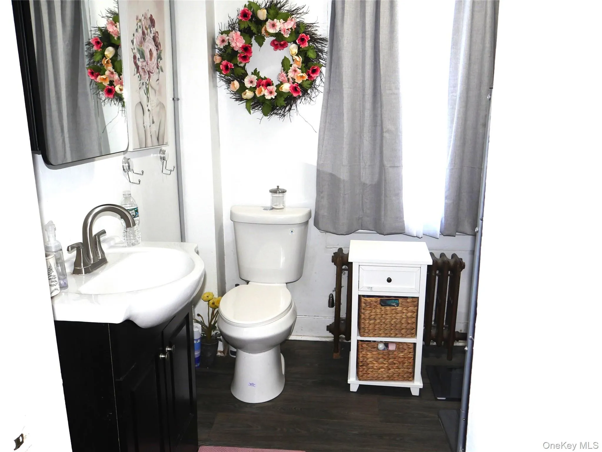 19 Main, Wappinger, NY, 1 Bedroom Bedrooms, 4 Rooms Rooms,1 BathroomBathrooms,Residential Lease,For Rent,Main,0,1006725 19 Main, Wappinger, NY, 1 Bedroom Bedrooms, 4 Rooms Rooms,1 BathroomBathrooms,Residential Lease,For Rent,Main,0,1006725