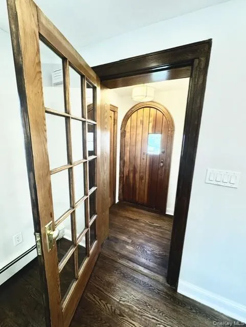FOYER FOYER