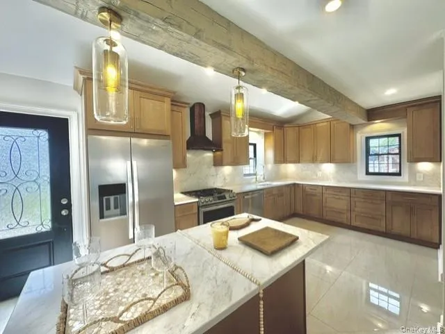KITCHEN KITCHEN