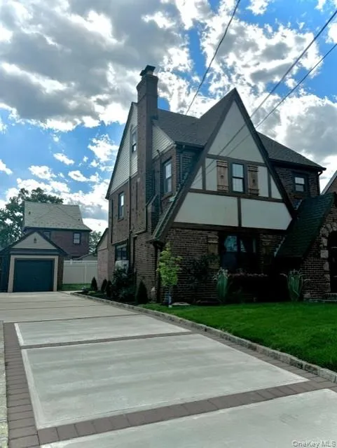 191 Brixton Road, Hempstead, NY, 4 Bedrooms Bedrooms, 9 Rooms Rooms,2 BathroomsBathrooms,Residential,For Rent,Brixton,0,1006728 191 Brixton Road, Hempstead, NY, 4 Bedrooms Bedrooms, 9 Rooms Rooms,2 BathroomsBathrooms,Residential,For Rent,Brixton,0,1006728