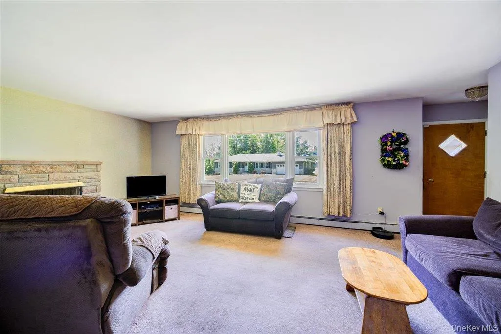 26 Russell Road, Wappinger, NY, 3 Bedrooms Bedrooms, 3 Rooms Rooms,2 BathroomsBathrooms,Residential,For Rent,Russell,0,1006731 26 Russell Road, Wappinger, NY, 3 Bedrooms Bedrooms, 3 Rooms Rooms,2 BathroomsBathrooms,Residential,For Rent,Russell,0,1006731