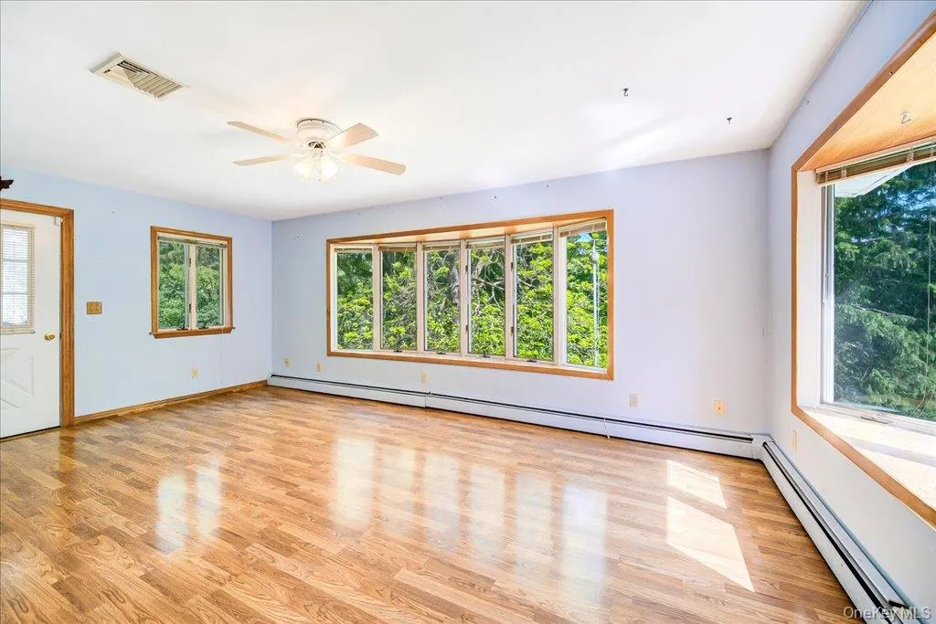 26 Russell Road, Wappinger, NY, 3 Bedrooms Bedrooms, 3 Rooms Rooms,2 BathroomsBathrooms,Residential,For Rent,Russell,0,1006731 26 Russell Road, Wappinger, NY, 3 Bedrooms Bedrooms, 3 Rooms Rooms,2 BathroomsBathrooms,Residential,For Rent,Russell,0,1006731