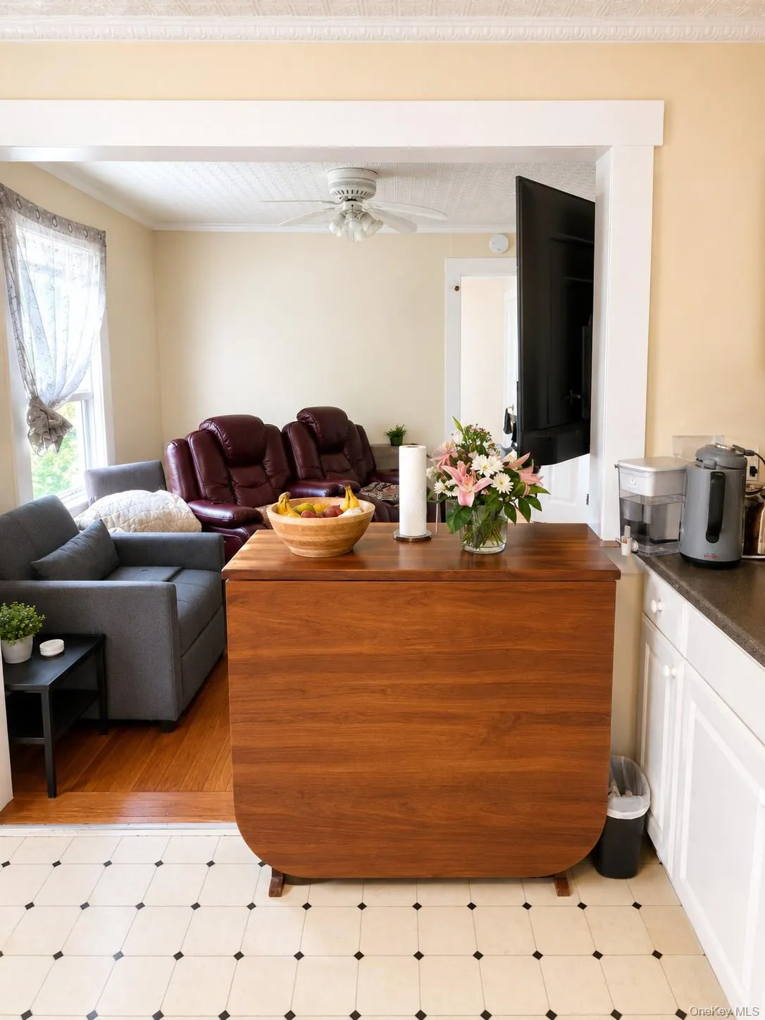 1 Berachah Avenue, Orangetown, NY, 1 Bedroom Bedrooms, 5 Rooms Rooms,1 BathroomBathrooms,Residential Lease,For Rent,Berachah,0,1006732 1 Berachah Avenue, Orangetown, NY, 1 Bedroom Bedrooms, 5 Rooms Rooms,1 BathroomBathrooms,Residential Lease,For Rent,Berachah,0,1006732