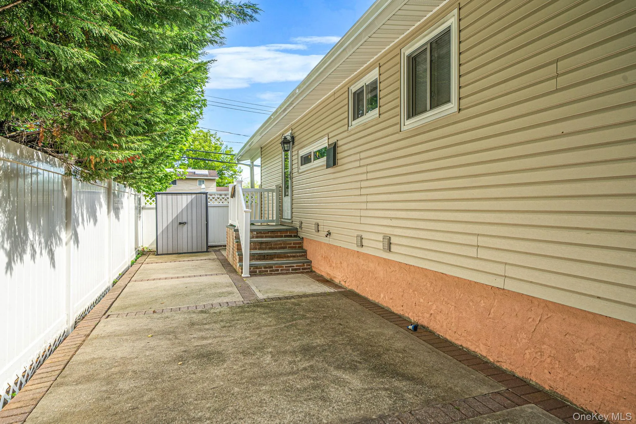 425 Old Country Road, Babylon, NY, 3 Bedrooms Bedrooms, 11 Rooms Rooms,2 BathroomsBathrooms,Residential,For Rent,Old Country,0,1006733 425 Old Country Road, Babylon, NY, 3 Bedrooms Bedrooms, 11 Rooms Rooms,2 BathroomsBathrooms,Residential,For Rent,Old Country,0,1006733