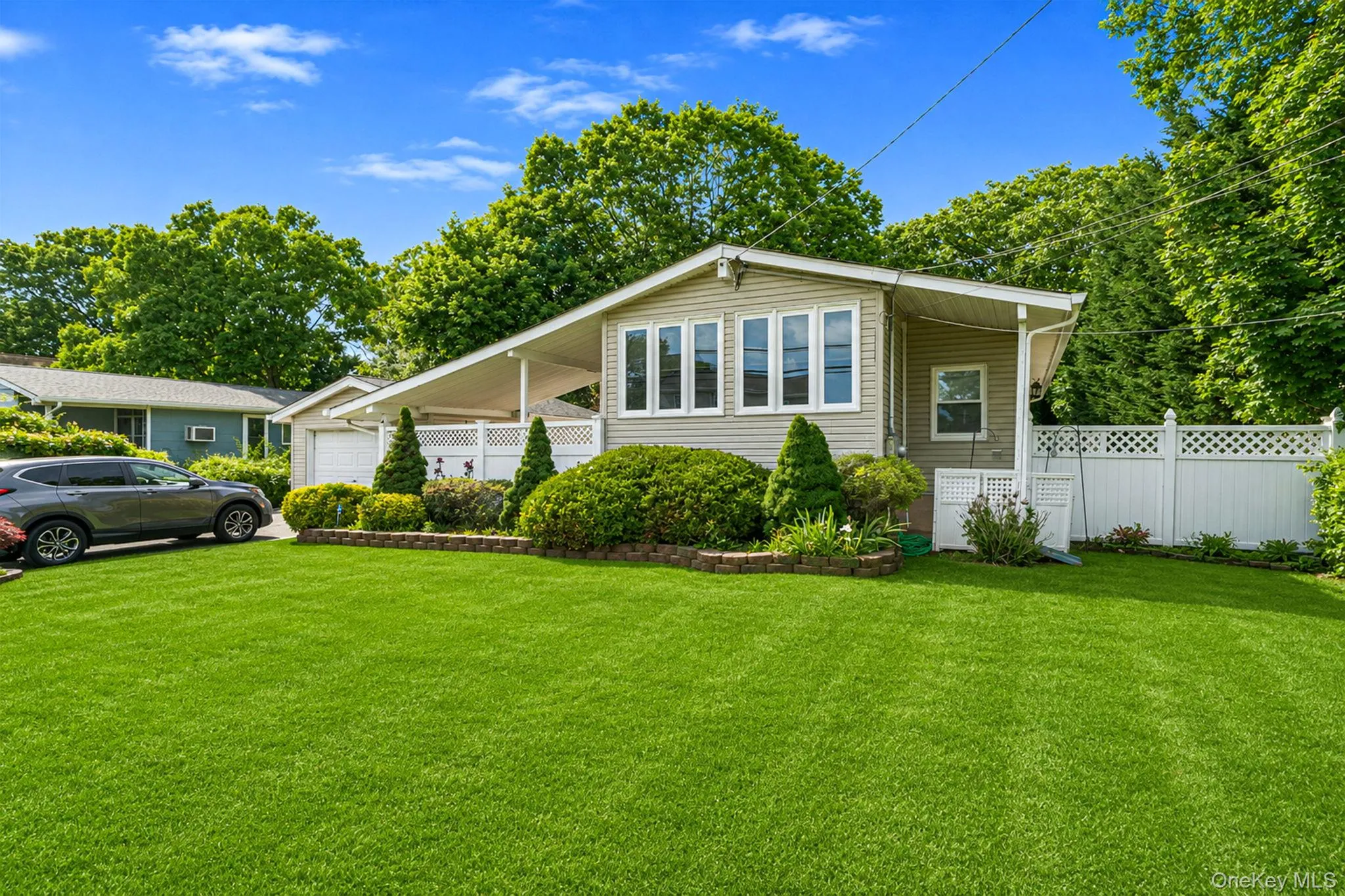 425 Old Country Road, Babylon, NY, 3 Bedrooms Bedrooms, 11 Rooms Rooms,2 BathroomsBathrooms,Residential,For Rent,Old Country,0,1006733 425 Old Country Road, Babylon, NY, 3 Bedrooms Bedrooms, 11 Rooms Rooms,2 BathroomsBathrooms,Residential,For Rent,Old Country,0,1006733