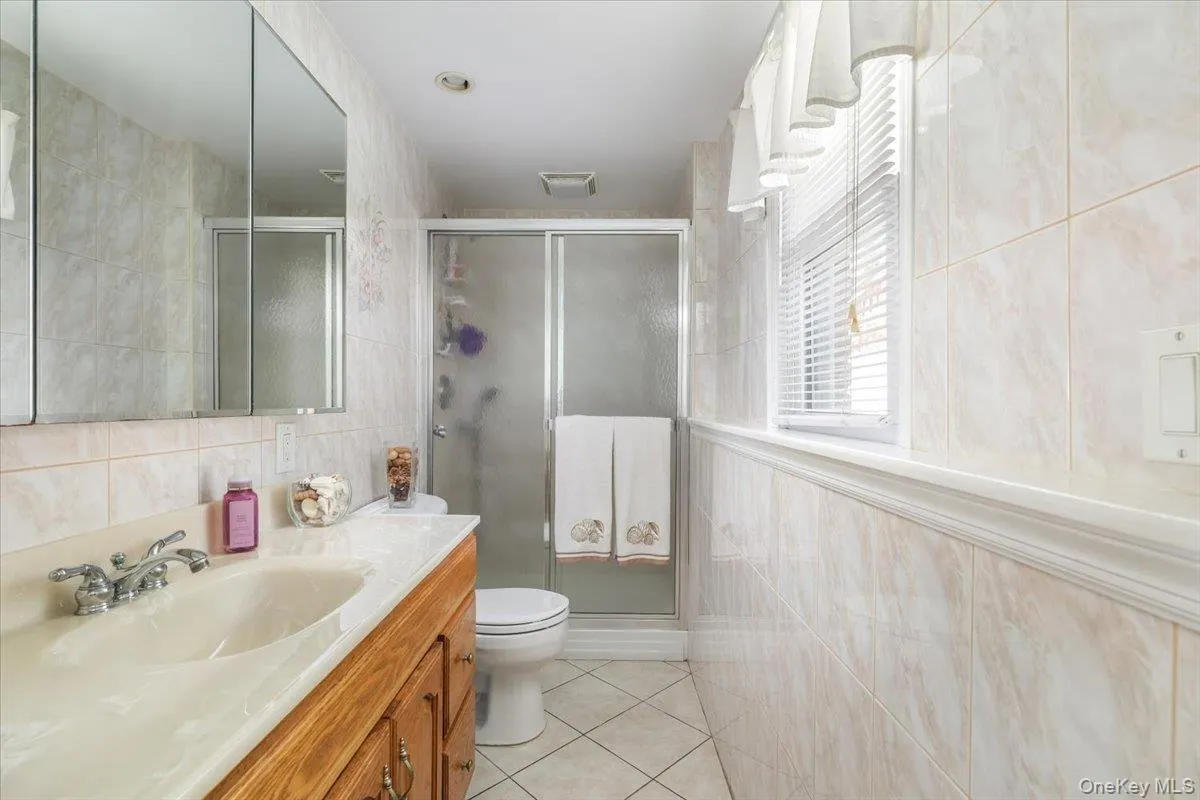 11 Damin Drive, Oyster Bay, NY, 3 Bedrooms Bedrooms, 7 Rooms Rooms,2 BathroomsBathrooms,Residential,For Rent,Damin,0,1006734 11 Damin Drive, Oyster Bay, NY, 3 Bedrooms Bedrooms, 7 Rooms Rooms,2 BathroomsBathrooms,Residential,For Rent,Damin,0,1006734