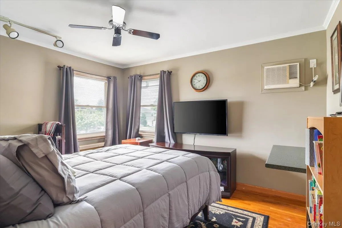 11 Damin Drive, Oyster Bay, NY, 3 Bedrooms Bedrooms, 7 Rooms Rooms,2 BathroomsBathrooms,Residential,For Rent,Damin,0,1006734 11 Damin Drive, Oyster Bay, NY, 3 Bedrooms Bedrooms, 7 Rooms Rooms,2 BathroomsBathrooms,Residential,For Rent,Damin,0,1006734