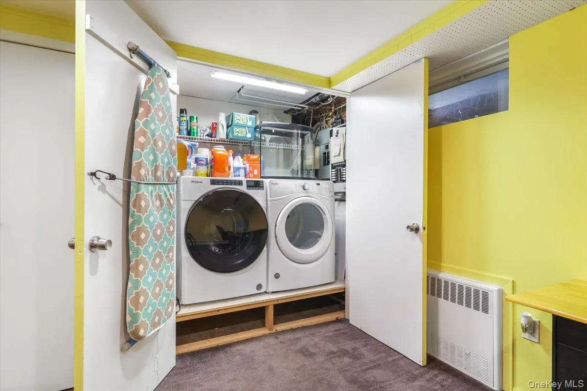 11 Damin Drive, Oyster Bay, NY, 3 Bedrooms Bedrooms, 7 Rooms Rooms,2 BathroomsBathrooms,Residential,For Rent,Damin,0,1006734 11 Damin Drive, Oyster Bay, NY, 3 Bedrooms Bedrooms, 7 Rooms Rooms,2 BathroomsBathrooms,Residential,For Rent,Damin,0,1006734