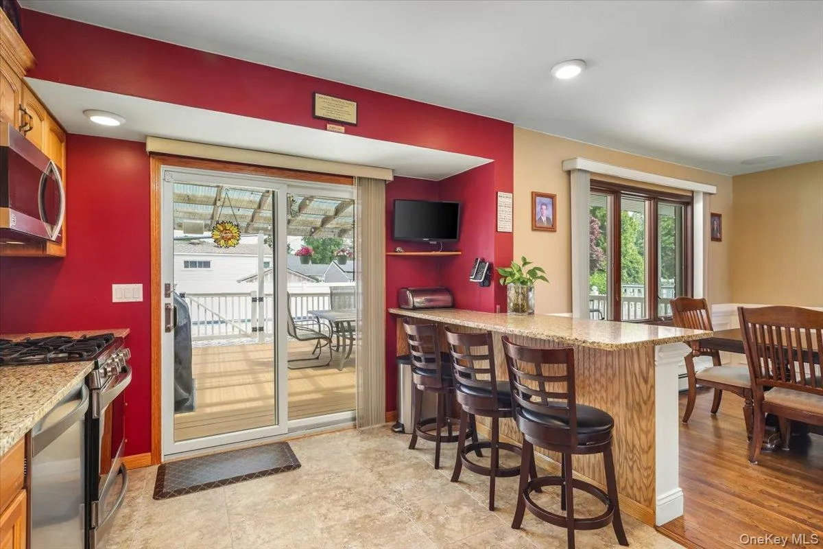 11 Damin Drive, Oyster Bay, NY, 3 Bedrooms Bedrooms, 7 Rooms Rooms,2 BathroomsBathrooms,Residential,For Rent,Damin,0,1006734 11 Damin Drive, Oyster Bay, NY, 3 Bedrooms Bedrooms, 7 Rooms Rooms,2 BathroomsBathrooms,Residential,For Rent,Damin,0,1006734