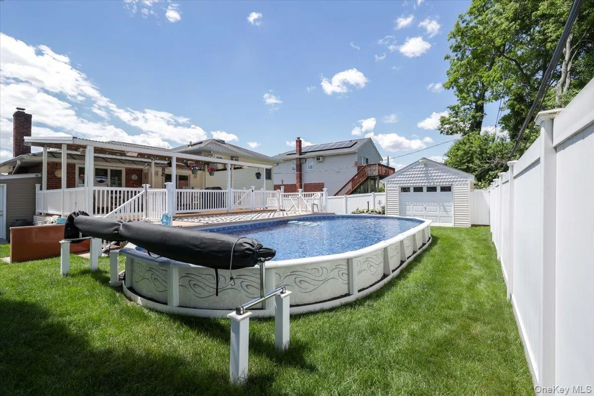 11 Damin Drive, Oyster Bay, NY, 3 Bedrooms Bedrooms, 7 Rooms Rooms,2 BathroomsBathrooms,Residential,For Rent,Damin,0,1006734 11 Damin Drive, Oyster Bay, NY, 3 Bedrooms Bedrooms, 7 Rooms Rooms,2 BathroomsBathrooms,Residential,For Rent,Damin,0,1006734