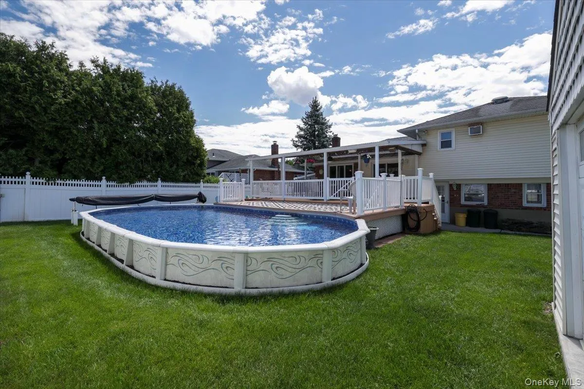 11 Damin Drive, Oyster Bay, NY, 3 Bedrooms Bedrooms, 7 Rooms Rooms,2 BathroomsBathrooms,Residential,For Rent,Damin,0,1006734 11 Damin Drive, Oyster Bay, NY, 3 Bedrooms Bedrooms, 7 Rooms Rooms,2 BathroomsBathrooms,Residential,For Rent,Damin,0,1006734