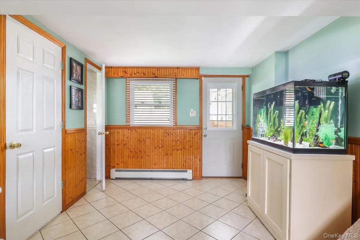 11 Damin Drive, Oyster Bay, NY, 3 Bedrooms Bedrooms, 7 Rooms Rooms,2 BathroomsBathrooms,Residential,For Rent,Damin,0,1006734 11 Damin Drive, Oyster Bay, NY, 3 Bedrooms Bedrooms, 7 Rooms Rooms,2 BathroomsBathrooms,Residential,For Rent,Damin,0,1006734