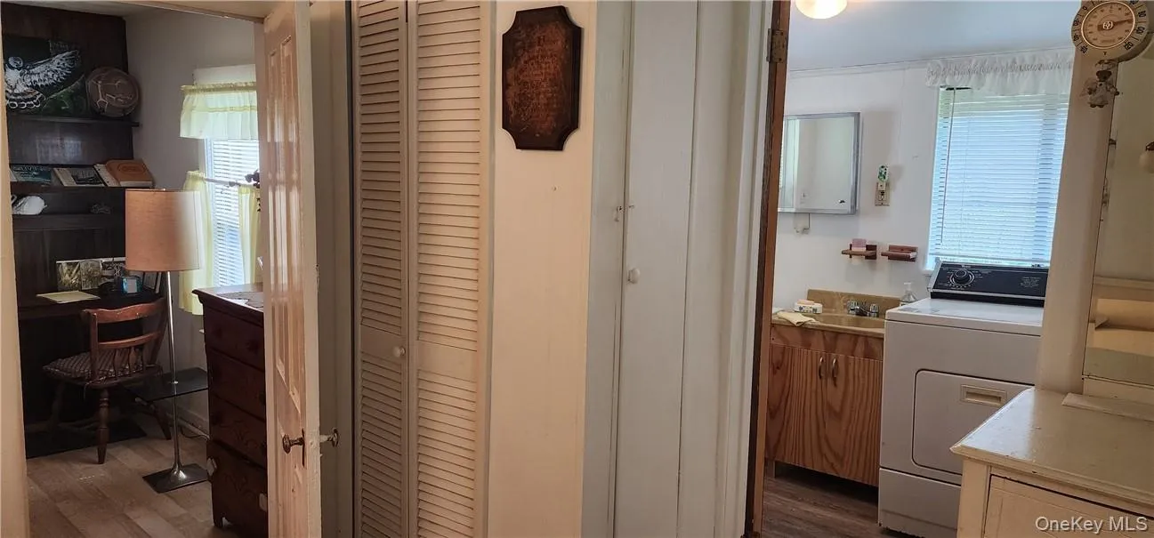 32 Brookside Drive, Neversink, NY, 4 Bedrooms Bedrooms, 7 Rooms Rooms,2 BathroomsBathrooms,Residential,For Rent,Brookside,0,1006736 32 Brookside Drive, Neversink, NY, 4 Bedrooms Bedrooms, 7 Rooms Rooms,2 BathroomsBathrooms,Residential,For Rent,Brookside,0,1006736