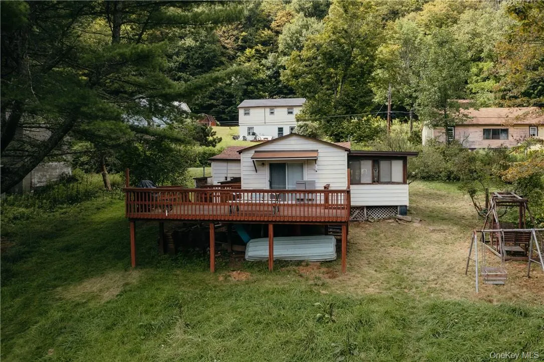 32 Brookside Drive, Neversink, NY, 4 Bedrooms Bedrooms, 7 Rooms Rooms,2 BathroomsBathrooms,Residential,For Rent,Brookside,0,1006736 32 Brookside Drive, Neversink, NY, 4 Bedrooms Bedrooms, 7 Rooms Rooms,2 BathroomsBathrooms,Residential,For Rent,Brookside,0,1006736