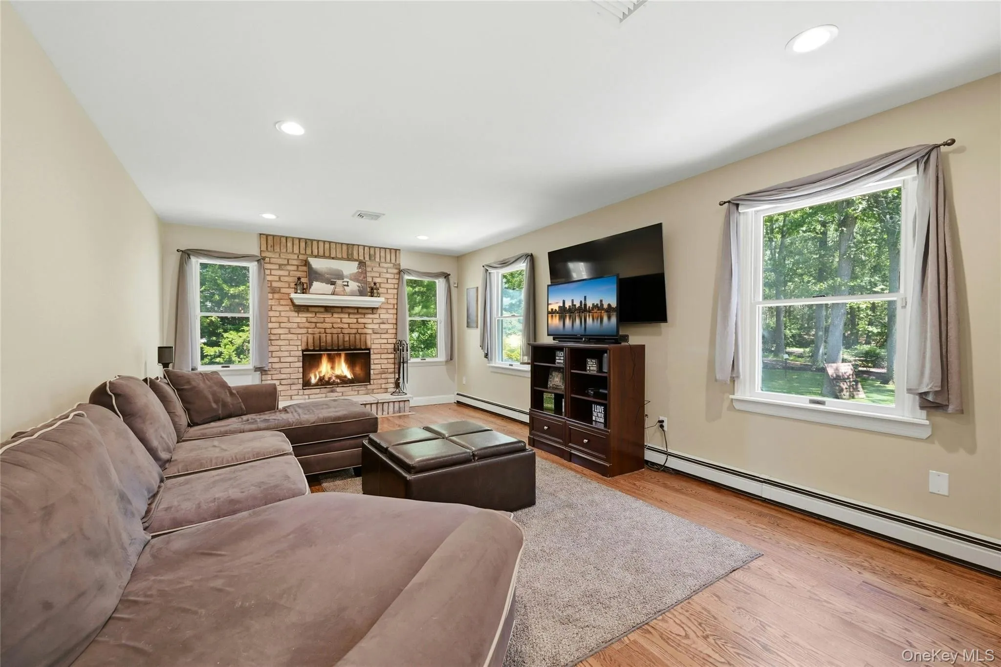 21 Tallmadge Trail, Brookhaven, NY, 4 Bedrooms Bedrooms, 8 Rooms Rooms,2 BathroomsBathrooms,Residential,For Rent,Tallmadge,0,1006738 21 Tallmadge Trail, Brookhaven, NY, 4 Bedrooms Bedrooms, 8 Rooms Rooms,2 BathroomsBathrooms,Residential,For Rent,Tallmadge,0,1006738