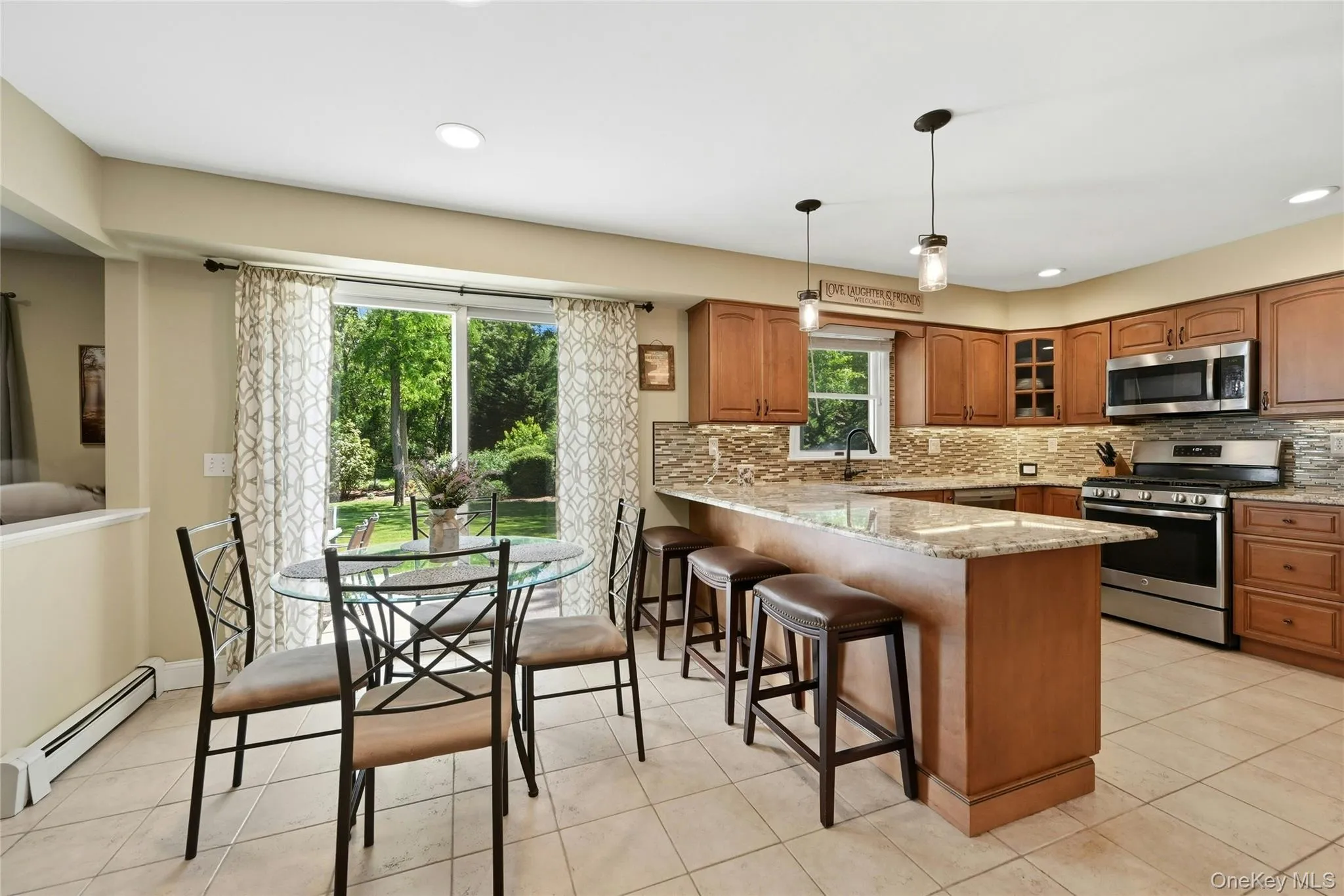 21 Tallmadge Trail, Brookhaven, NY, 4 Bedrooms Bedrooms, 8 Rooms Rooms,2 BathroomsBathrooms,Residential,For Rent,Tallmadge,0,1006738 21 Tallmadge Trail, Brookhaven, NY, 4 Bedrooms Bedrooms, 8 Rooms Rooms,2 BathroomsBathrooms,Residential,For Rent,Tallmadge,0,1006738