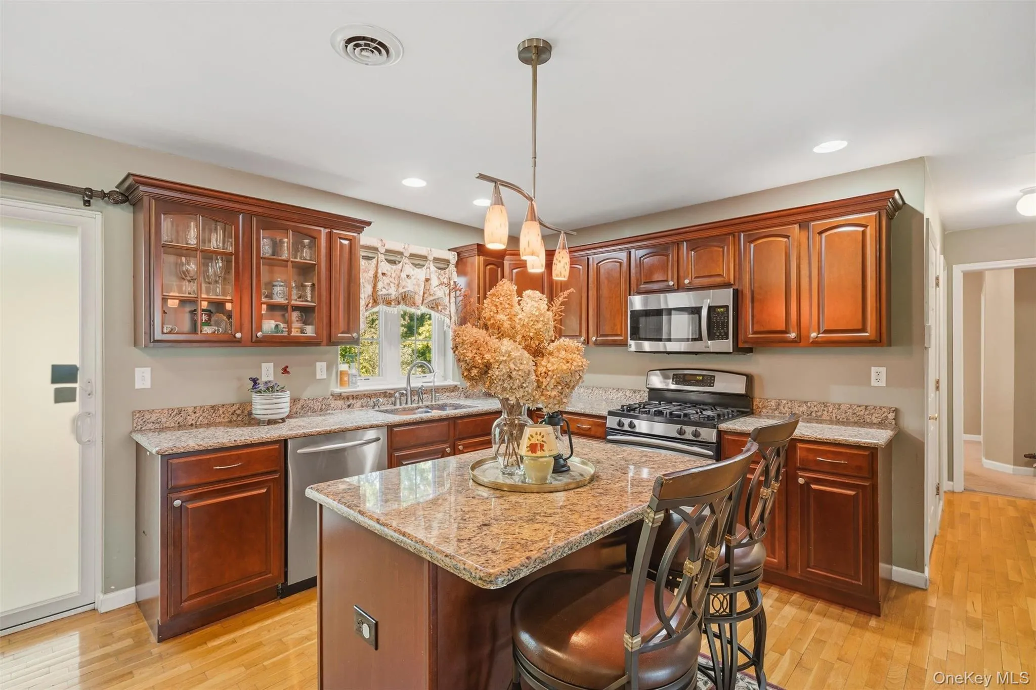 Kitchen Center island with stools Kitchen Center island with stools