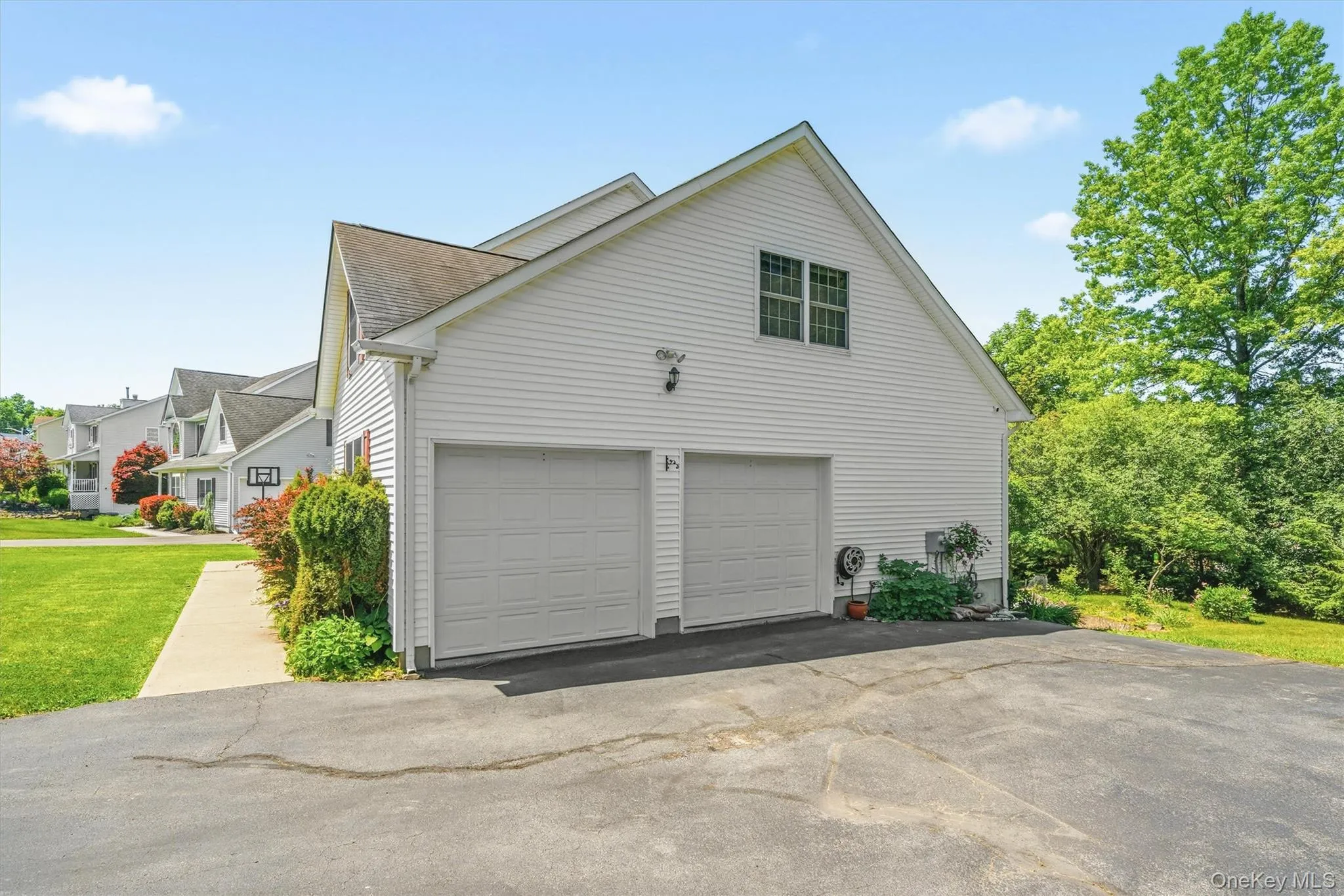 8 Wayne Court, Middletown, NY, 4 Bedrooms Bedrooms, 9 Rooms Rooms,2 BathroomsBathrooms,Residential,For Rent,Wayne,0,1006739 8 Wayne Court, Middletown, NY, 4 Bedrooms Bedrooms, 9 Rooms Rooms,2 BathroomsBathrooms,Residential,For Rent,Wayne,0,1006739
